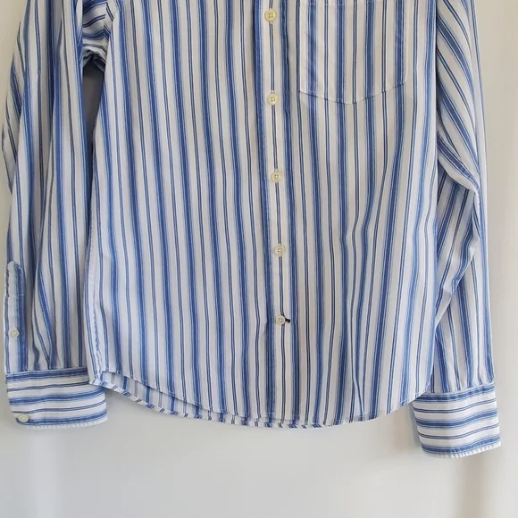 Abercrombie & Fitch Men's Size S Muscle L/Sl white shirt with Lt. Blue stripes - Picture 7 of 10